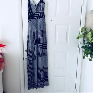 Asymmetrical maxi crossed back dress blue/white